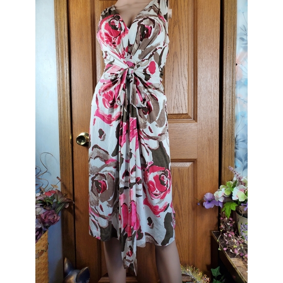 SILK Banana republic floral print mock wrap dress - Picture 2 of 9